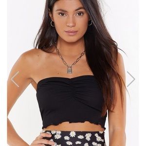 No Ruche Bandeau Crop Top